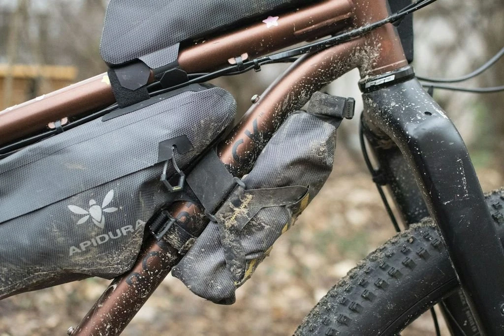 Apidura Expedition Downtube Pack 13 Apidura Expedition Downtube Pack â Image 11