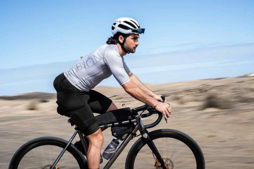 Apidura Racing Long Top Tube Pack 2 L 14 Apidura Racing Long Top Tube Pack 2 L – Image 12