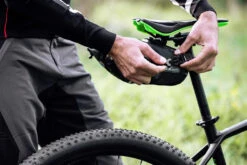 Ortlieb Saddle-Bag -Fischer Boutique sacoche de selle ortlieb saddle bag 1 6l black matt 3 1