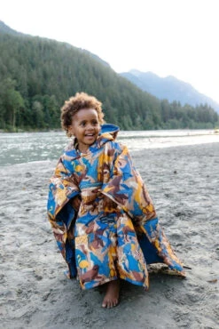 Therm-a-Rest Thermarest Honcho Poncho Kids 40 Therm-a-Rest Thermarest Honcho Poncho Kids -Fischer Boutique thermarest honcho poncho kids 32